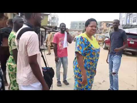 TOYIN ABRAHAM HANDLES AREA BOYS WHO CAME TO DISTURB HER ON SET OF A NEW MOVIE