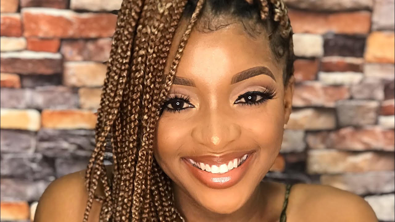 How to achieve a nude cut crease look.