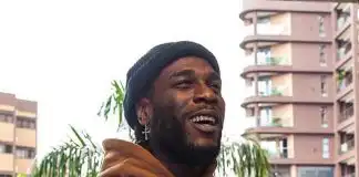 Burna Boy given grand welcome in Ghana as he chills at their beach (Video)