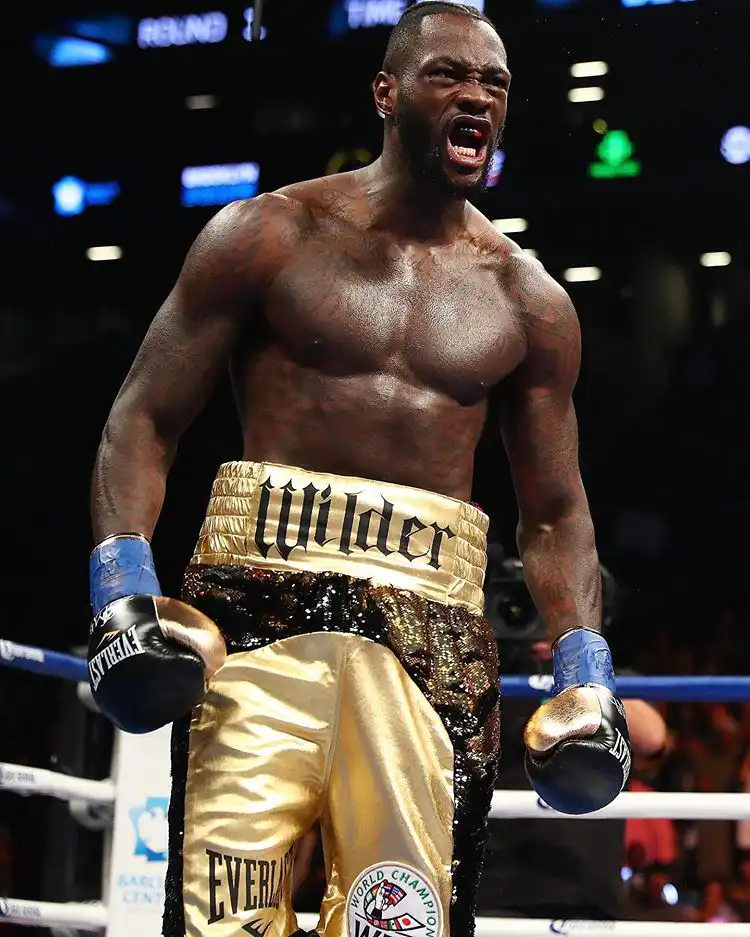 floydmayweather 20200224 0001