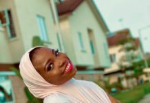 Taaooma Biography, Age, Husband, Income, Net Worth, and Career (2022)