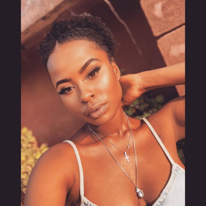 therealmissella-20201230-0001