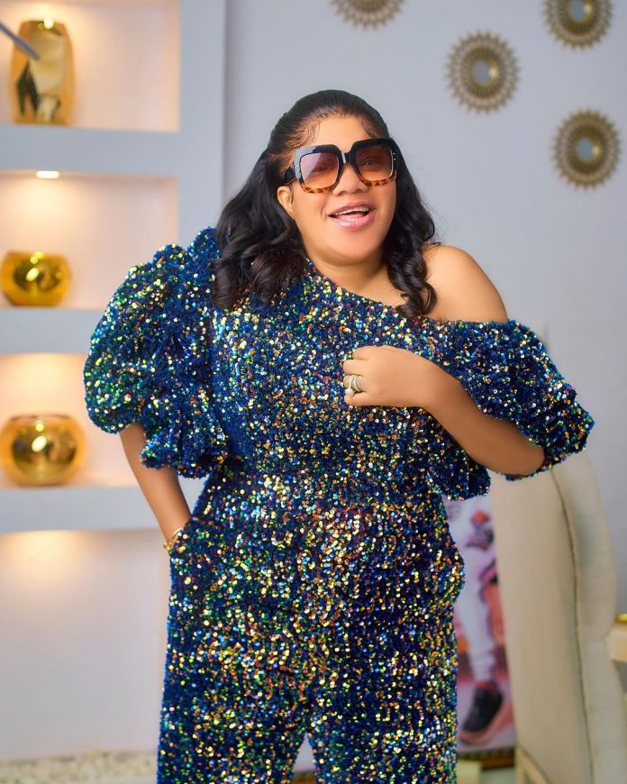 Toyin Abraham Net Worth, Biography and Acting Career (2021) Toyin Abraham Net Worth, Biography and Acting Career (2021)