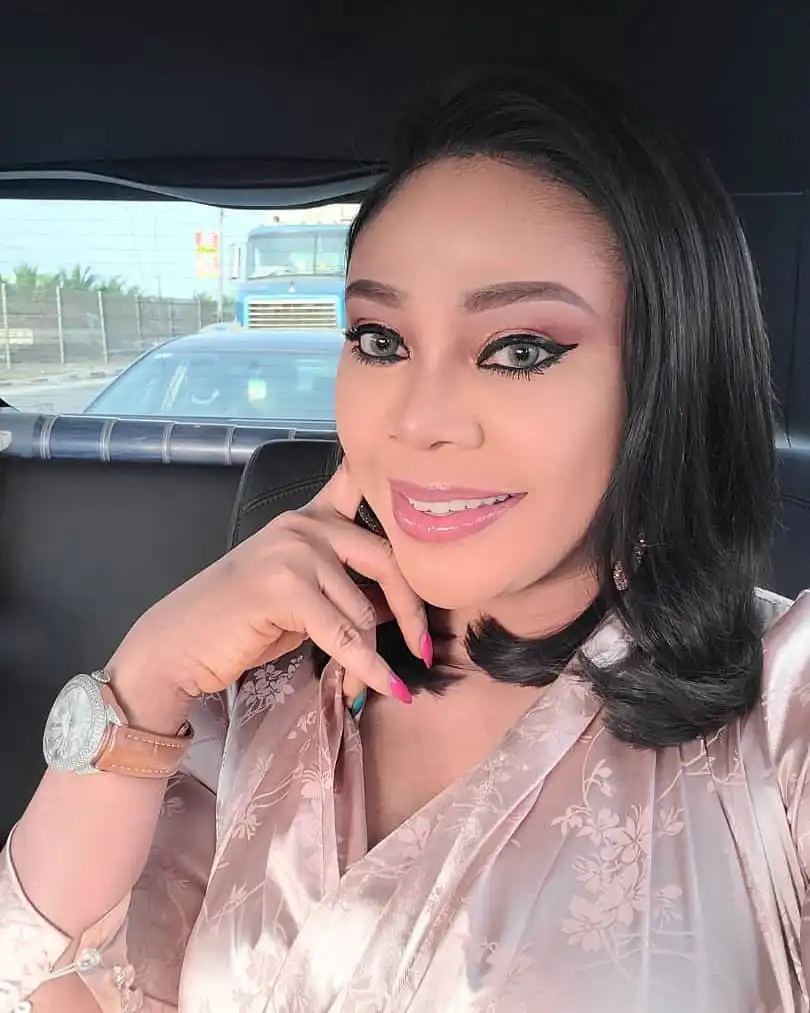 Ehizogie Ogbebor Biography, Age, Husband, Children, House, Cars, Net Worth 1 Ehizogie Ogbebor Net Worth, Biography, House and Cars (2021)