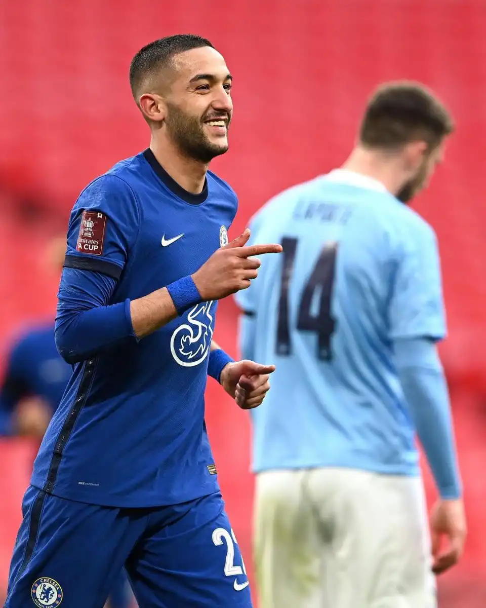 Chelsea dent Man. City hope of quadruple strolls into FA Cup final in style (Video) 1 Chelsea dent Man. City hope of quadruple strolls into FA Cup final in style
