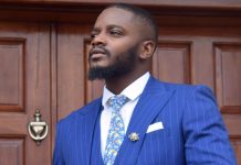 Leo Dasilva storms out of church after Pastor asked congregants to pray for a politician