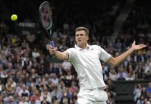 24 year old Hurkacz faces idol Federer in 1st Grand Slam quarterfinal