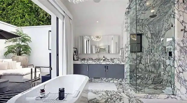 Rihanna Renting Out Beverly Hills Mansion For $80,000 Per Month