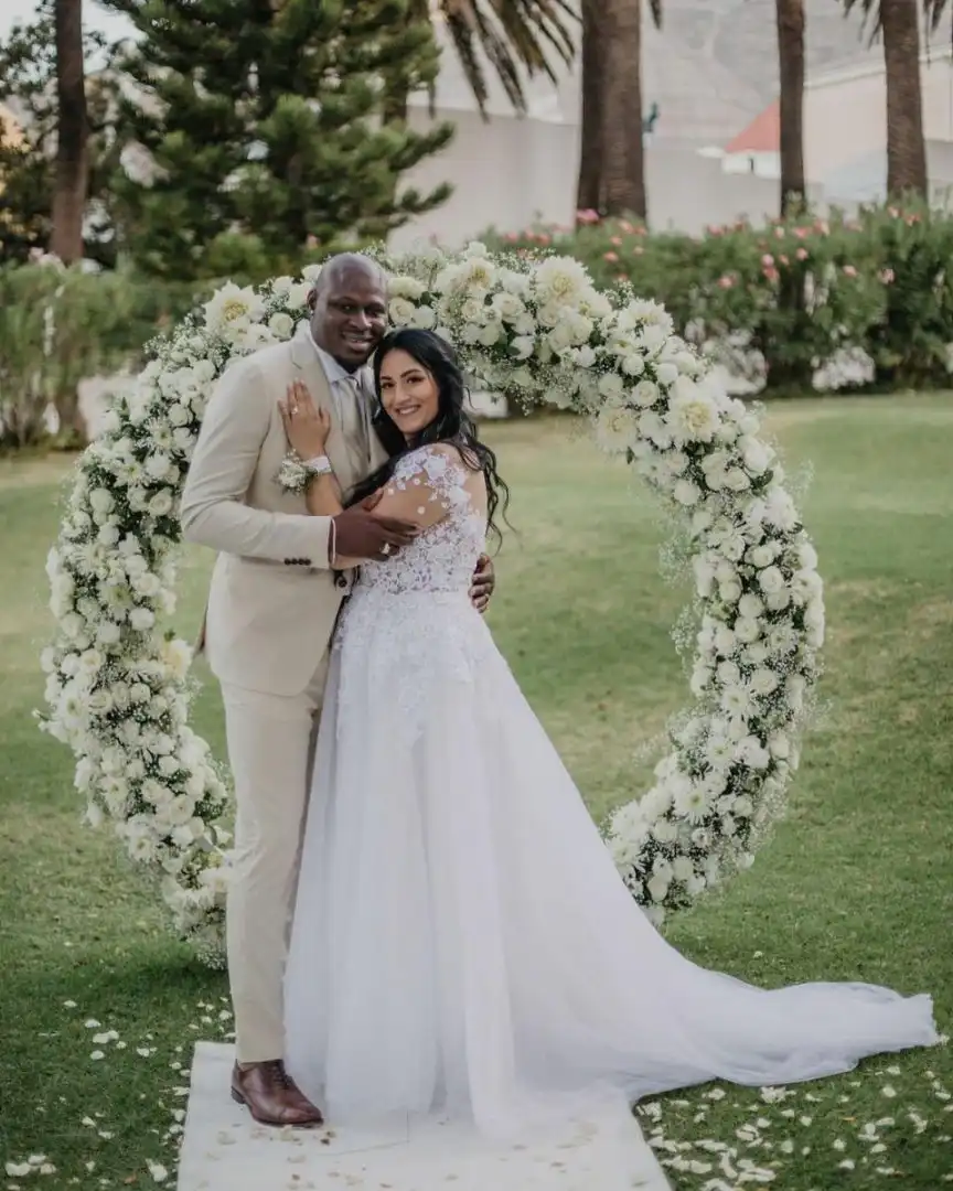 Meet BBNaija housemate, Niyi’s beautiful American Wife, Bella (Video/Photos)