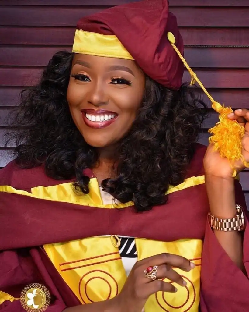 Biola Adebayo Biography, Age, Father, Husband, Children, State Of Origin, Wikipedia, Net Worth 1 "From street hawker to master's degree holder" - Actress Abiola Adebayo celebrates her new milestone