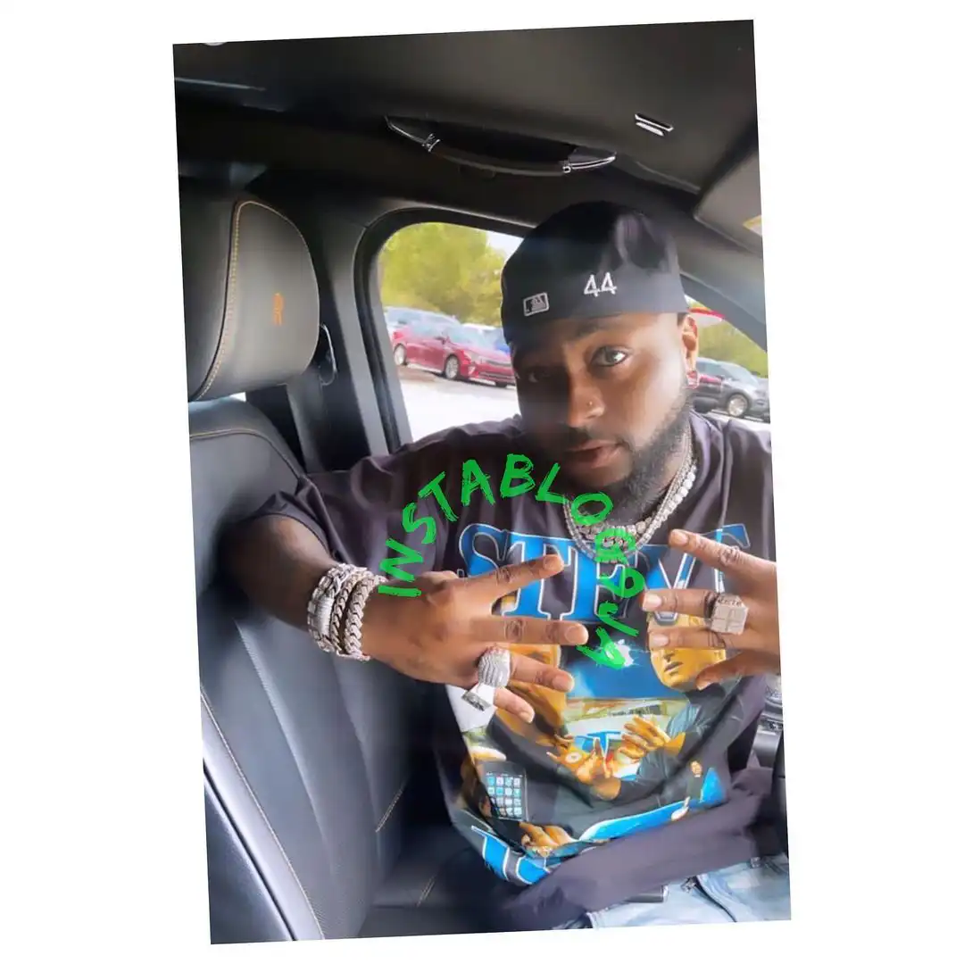 Davido finally pays tribute to his deceased assistant, Obama DMW (Photo)