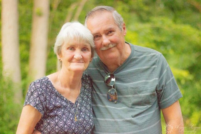 6 Surprise Ideas for Your Parents Anniversary