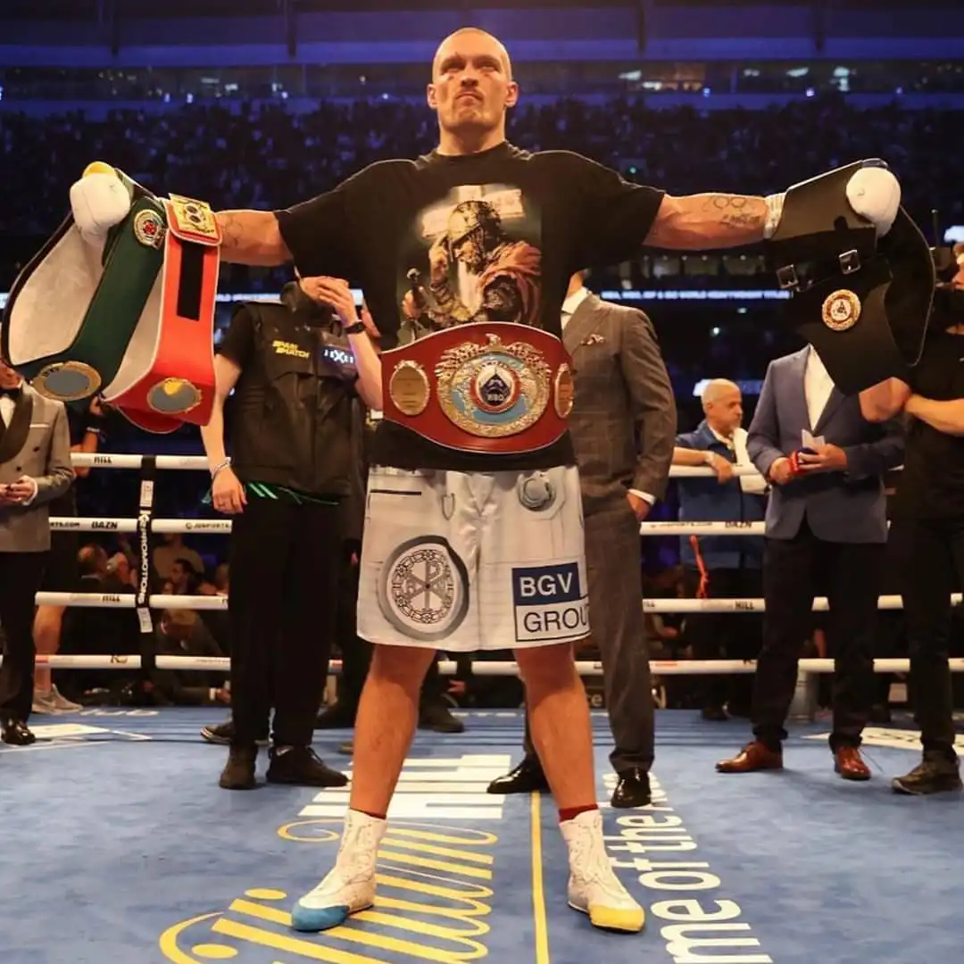 Usyk defeats Anthony Joshua to become New World Heavyweight Champion (Video)