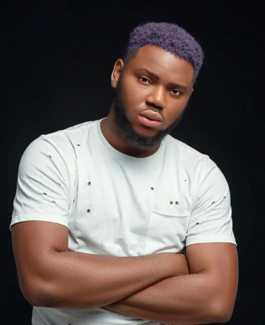 Nollywood Actor, Somadina Adinma calls out staffs at Nigeria Airport after Mishandling his luggage( Video)