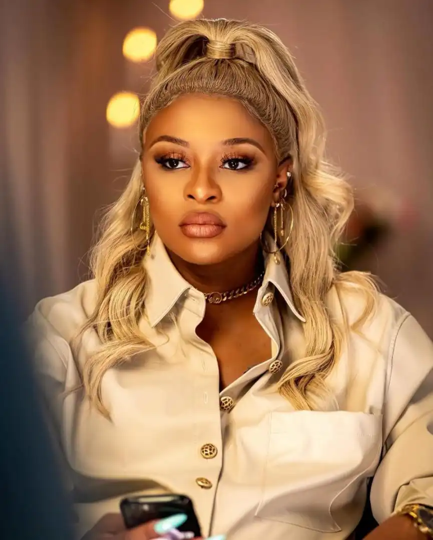 DJ Zinhle Net Worth, Biography, Age, and Career (2021)