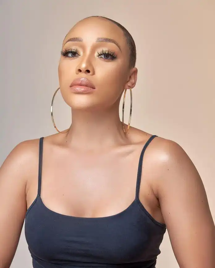 Thando Thabethe Biography, Age, Net Worth, And Career (2022) Thando Thabethe Biography, Age, Net Worth, And Career (2022)
