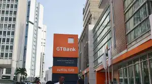 BANKING AND NETWORK: Stress-Free Life Tips With Technology