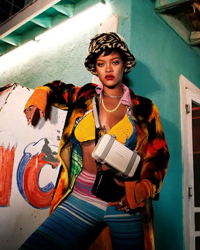 Rihanna Biography, Age, Net Worth, and Career (2022)