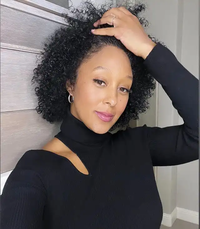 Tamera Mowry Biography, Age, Net Worth and Career (2022) Tamera Mowry Biography, Age, Net Worth and Career (2022)