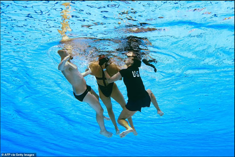 Update: Anita Alvarez banned from competing in artistic swimming final at the World Championships