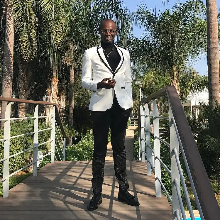 Jowi Zaza Biography, Age, Income, Net Worth, and Career (2022)