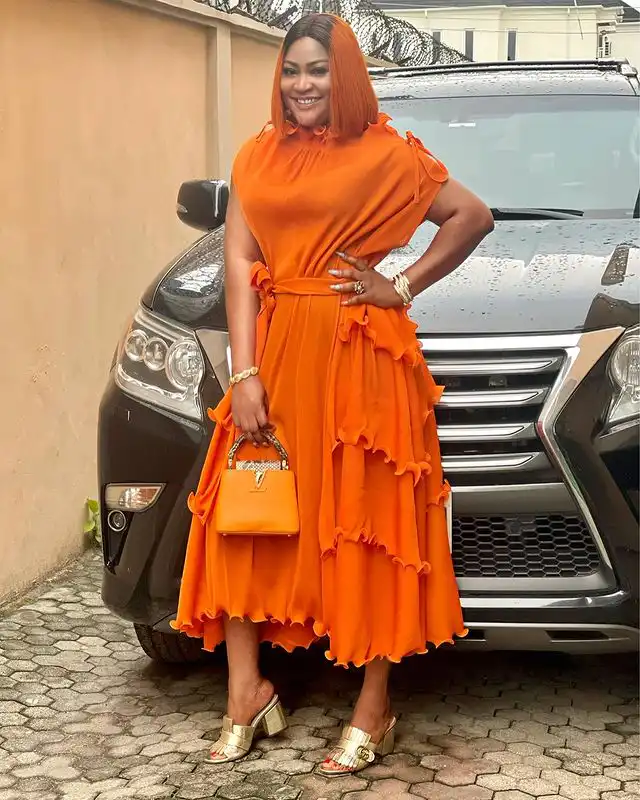 Uche Elendu Biography, Age, Income, Net Worth, and Career (2022)