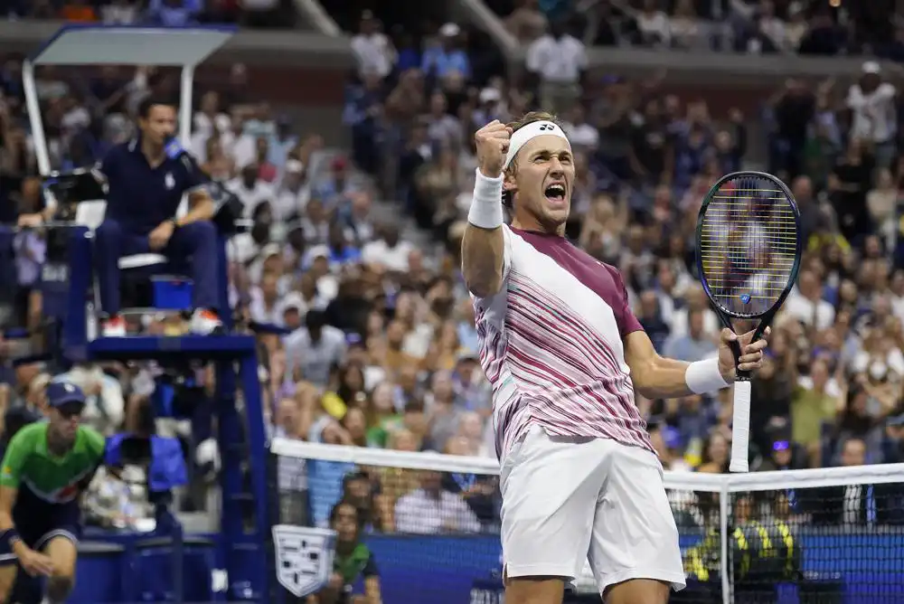 Carlos Alcaraz wins 2022 US Open, becomes Youngest world No. 1 at 19