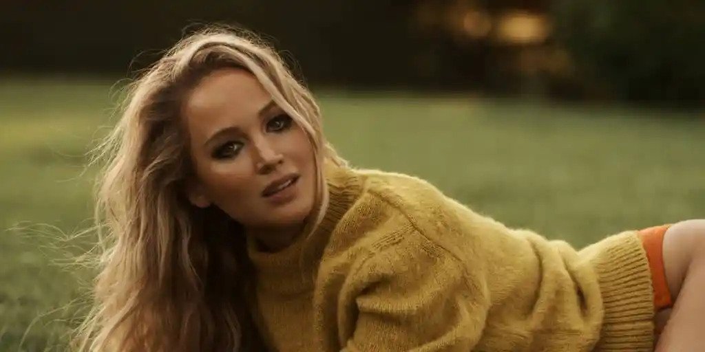 Jennifer Lawrence Is Getting Heat for Her Comments About Women in Action Movies 1 Jennifer Lawrence Talks Motherhood And Dishes About Date Night With Husband Cooke Maroney