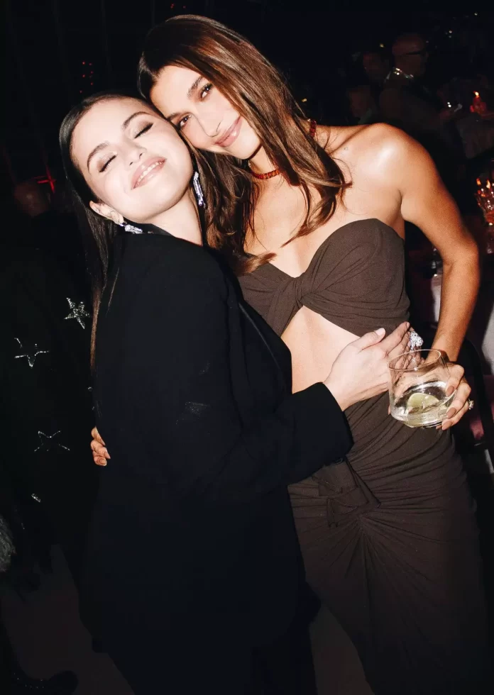 Selena Gomez and Ex-Boyfriend Justin Bieber’s Wife Hailey put feud rumors to rest as they pose for photos