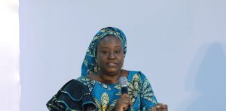 Nigerian govt begins 14-day paternity leave for civil servants