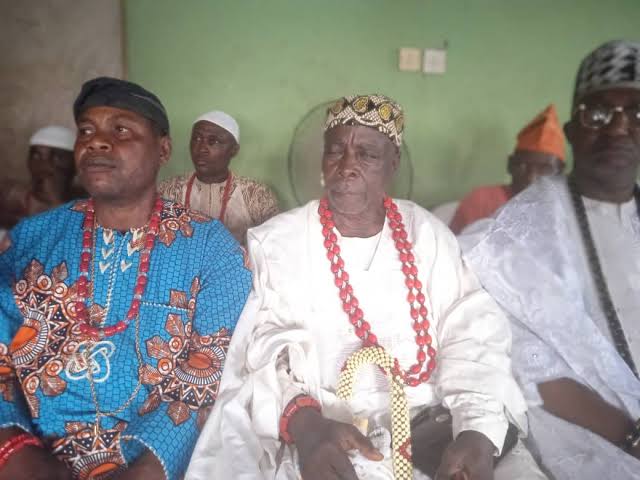 images - 2022-11-03T191550.421