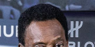 Pele: Doctors provide update on hospitalised Brazilian legend