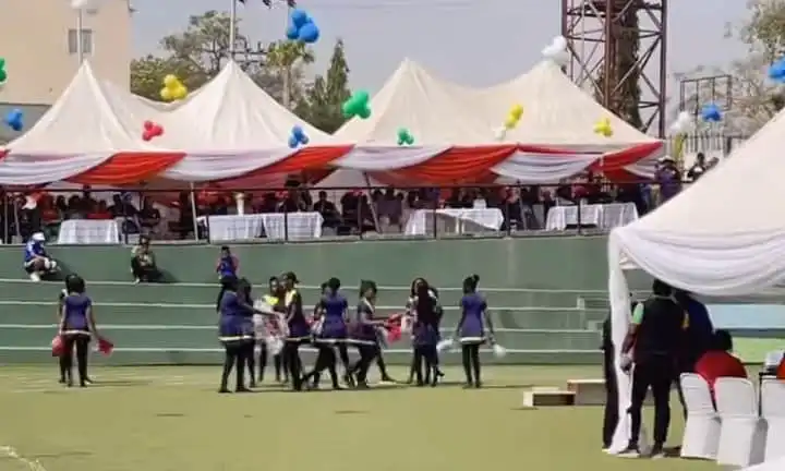 Tonto Dikeh storms sons Inter house sports after dragging ex husband Olakunle Churchill Kemi Filani blog min