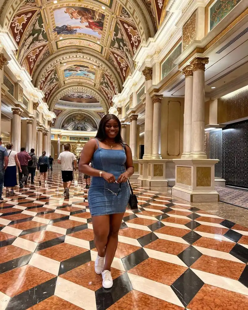 Bisola Aiyeola Biography, Age, Daughter, Husband, Baby Daddy, Songs, Movies, Net Worth, and Career