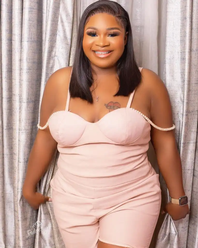 Actress, Olaide Oyedeji flaunts massive derrière after 2nd plastic surgery, netizens reacts (Video)