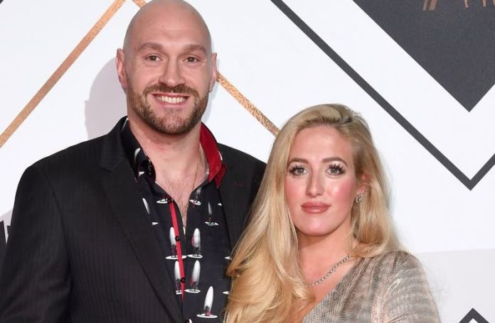 Boxer Tyson Fury, Wife Expecting 7th Child