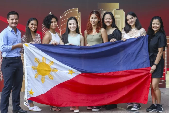 Connecting Filipinos to Home While Working Abroad