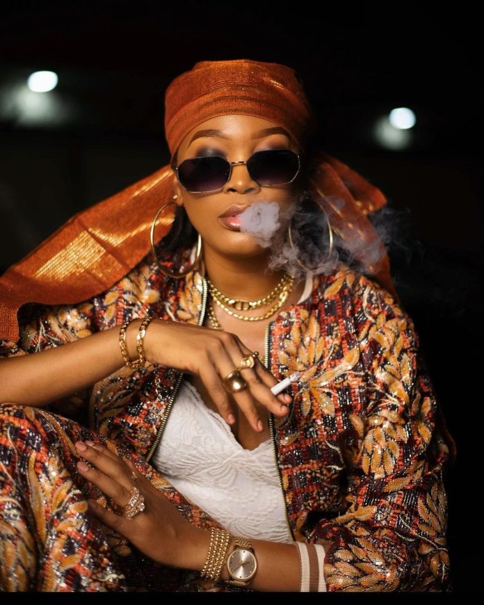 Bukunmi Adeaga-Ilori (Kiekie) Biography, Age, Husband, Wedding, Baby, Children, Comedy, TV, Parents, Siblings, Net Worth, and Career Bukunmi Adeaga-Ilori (Kiekie) Biography, Age, Husband, Wedding, Baby, Children, Comedy, TV, Parents, Siblings, Net Worth, and Career