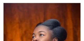 “There is no dignity in nudity” – Nigerian lady says as she shows off her natural look
