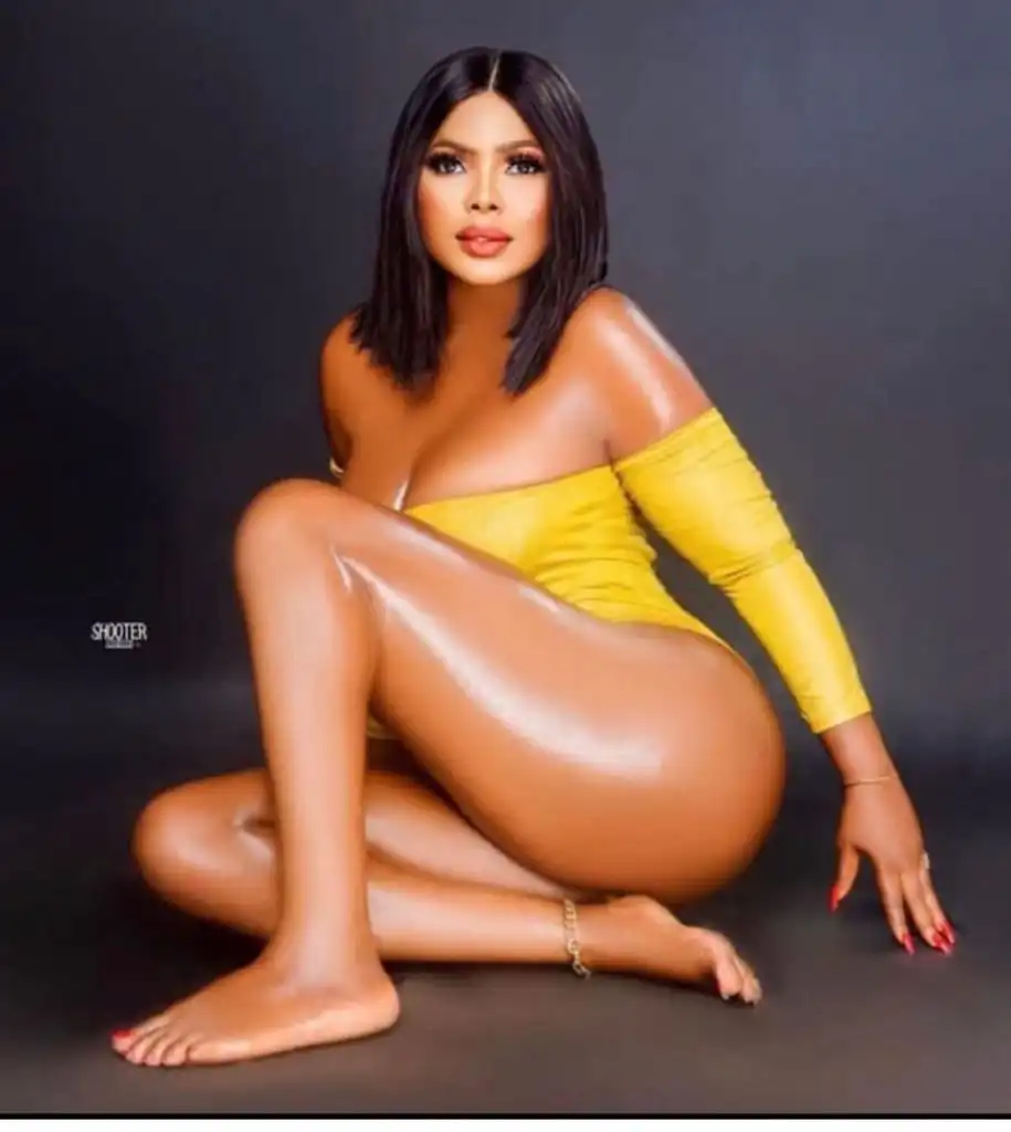 Evan Okoro Biography, Age, Songs, Child, Daughter, Movies, Surgery, Husband, Old Pictures, Sister, Net Worth, and Career