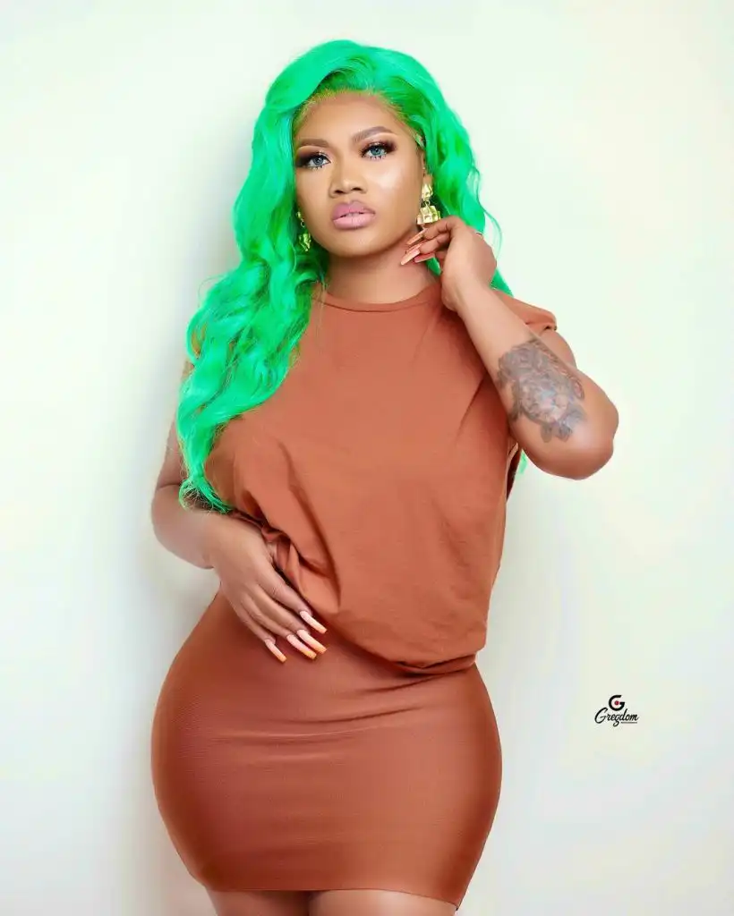 Sandra Ababio Biography, Age, Husband, Daughter, Sister, Child, Pictures, Siblings, Net Worth 1 Sandra Ababio Biography, Age, Husband, Daughter, Sister, Child, Pictures, Siblings, Instagram, Net Worth, and Career