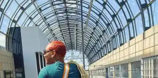 "Omo see Nyash oo" Yemi Alade Stirs Reactions As She Shares Sultry Pictures Of Herself On Instagram