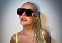 Christina Aguilera celebrates 44th birthday with near nude photos Christina Aguilera shows off incredible curves in high-waisted swimsuit and heels (Photos)