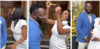 Pregnant Woman Sings For Her Husband, Calls Him Sweet Names in Viral Video (Watch Video)