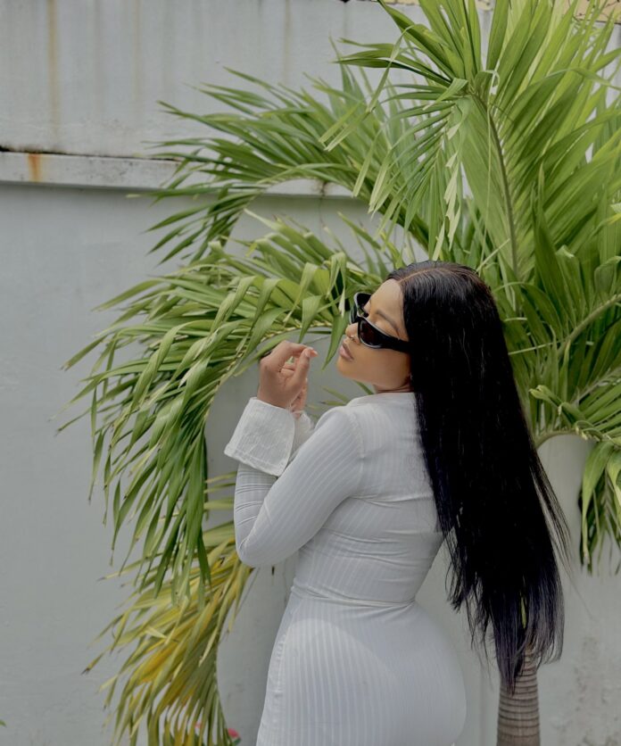 “My yarsh na natural, wahala for who put silicone inside e own” – Phyna throws shade