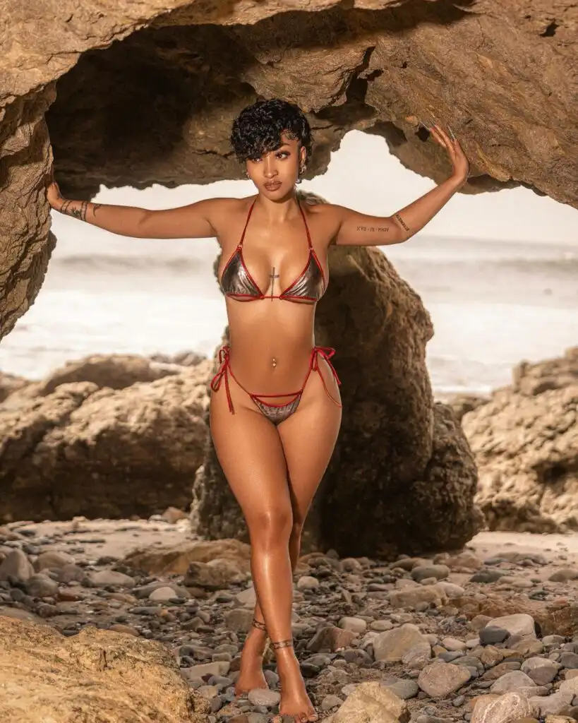 Shenseea Biography, Age, Boyfriend, Songs, Albums, Ethnicity, Wikipedia, Child, Baby Father, Lyrics, Husband, Height, Net Worth, and Career