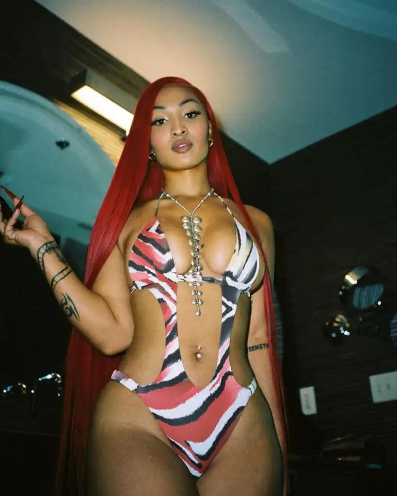 Shenseea Biography, Age, Boyfriend, Songs, Albums, Ethnicity, Wikipedia, Child, Baby Father, Lyrics, Husband, Height, Net Worth, and Career
