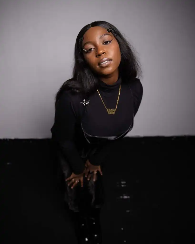 Lifesize Teddy (Musician) Biography, Age, Songs, Air, Album, New EP, State of Origin, Parents, Boyfriend, Twitter, Instagram, Net Worth, and Career