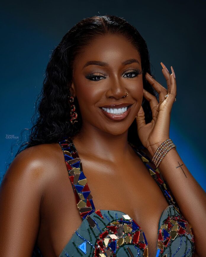 Tolani Baj Tolani Baj