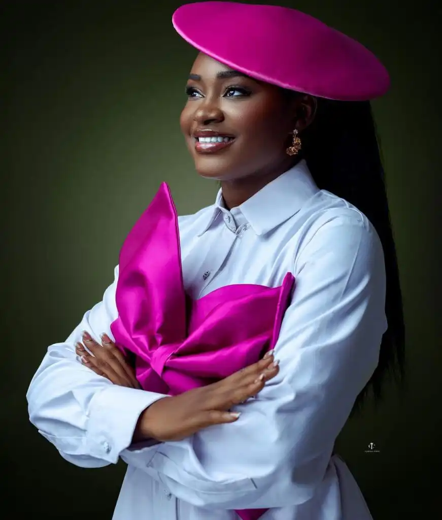 Yadah Biography, Age, Husband, Pictures, Songs, Albums, Engagement, Record Label, Videos, News, Net Worth, and Career